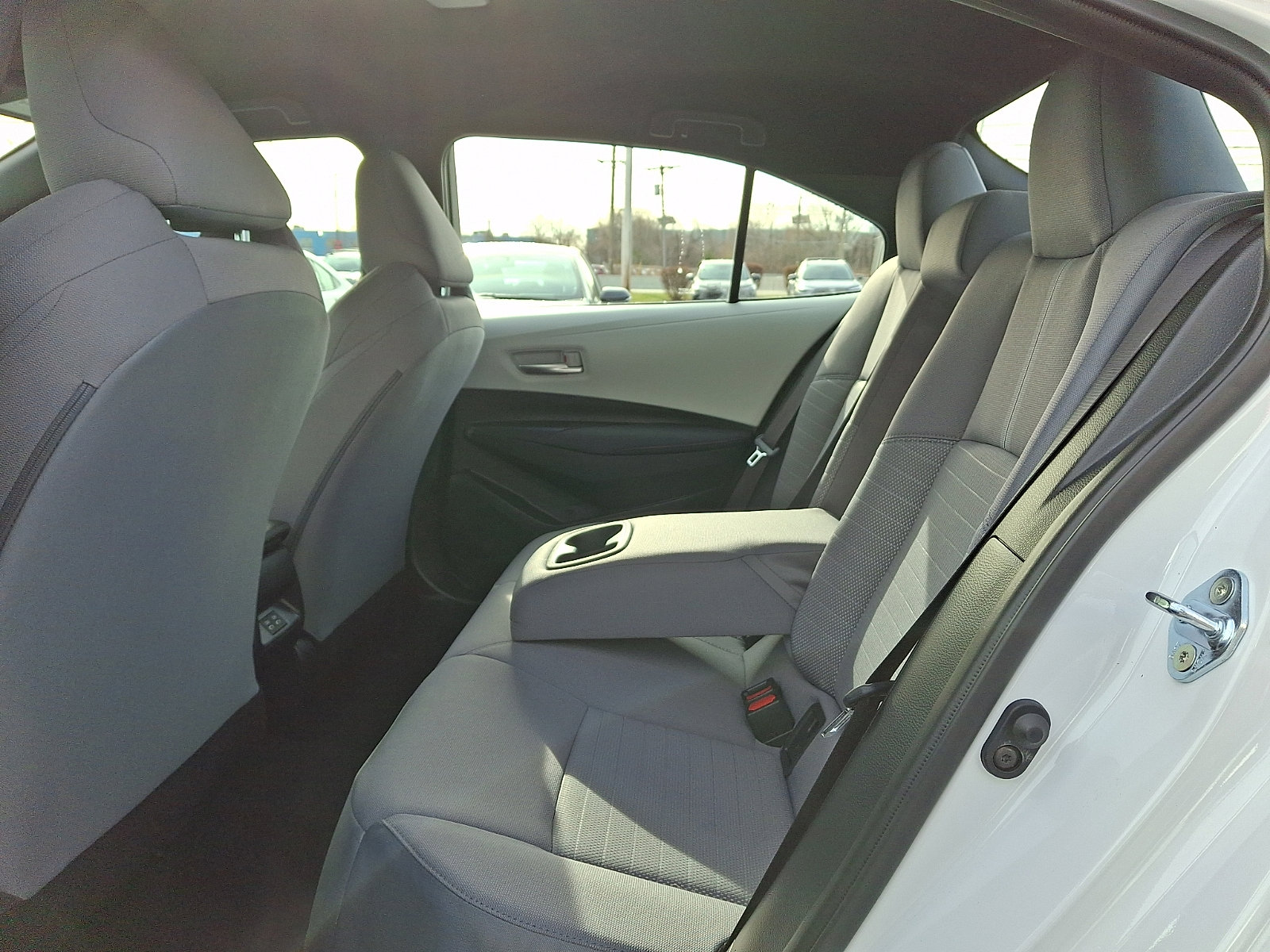 Used 2025 Toyota Corolla SE w/ Convenience Package image 10