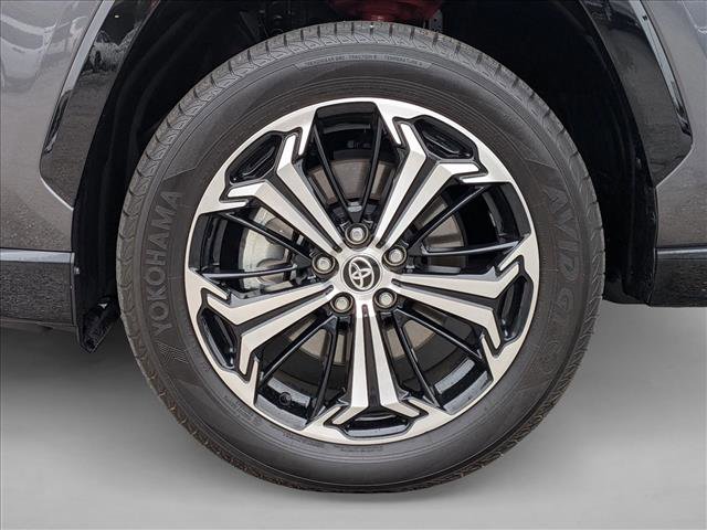 Used 2024 Toyota RAV4 XSE w/ Weather Package AWD/4WD image 24