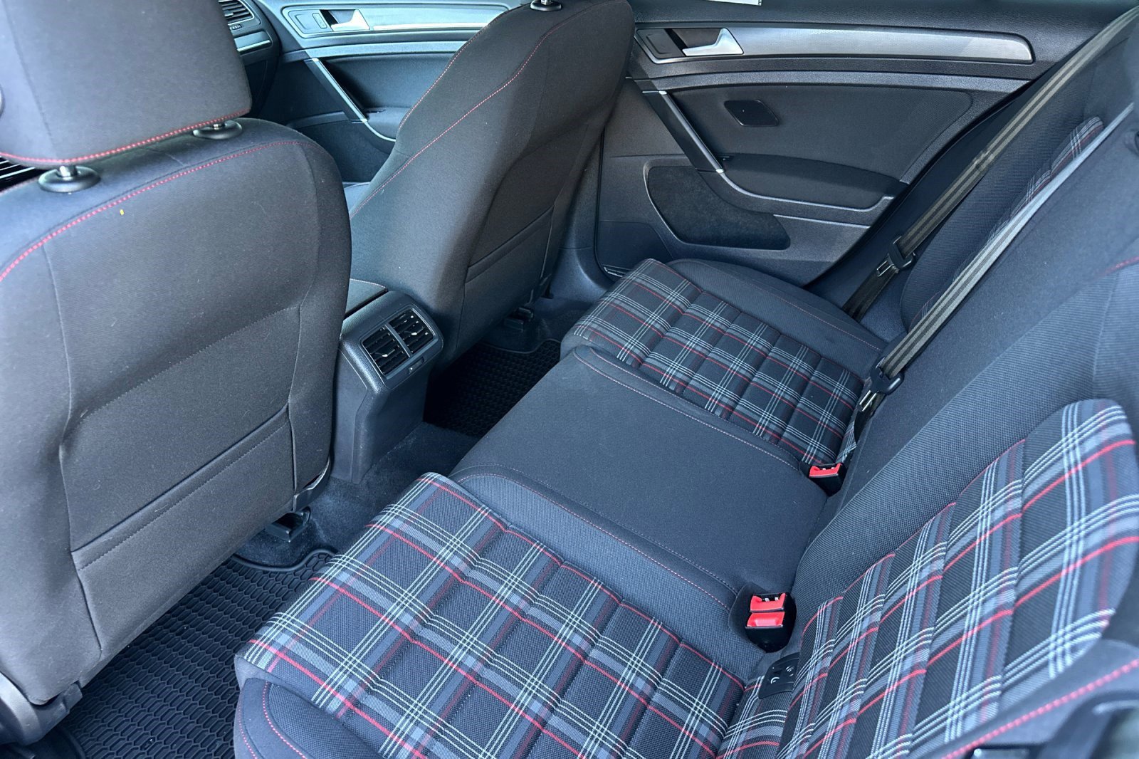 Used 2019 Volkswagen GTI S w/ Driver Assistance Package image 26