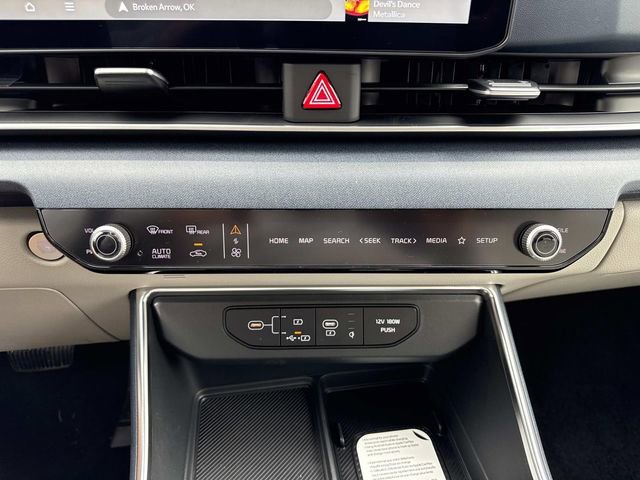 New 2026 Kia Carnival SX FWD image 23