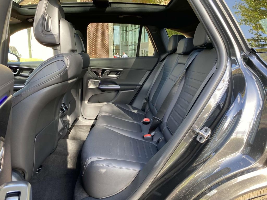 Certified 2025 Mercedes-Benz GLC 300 image 17