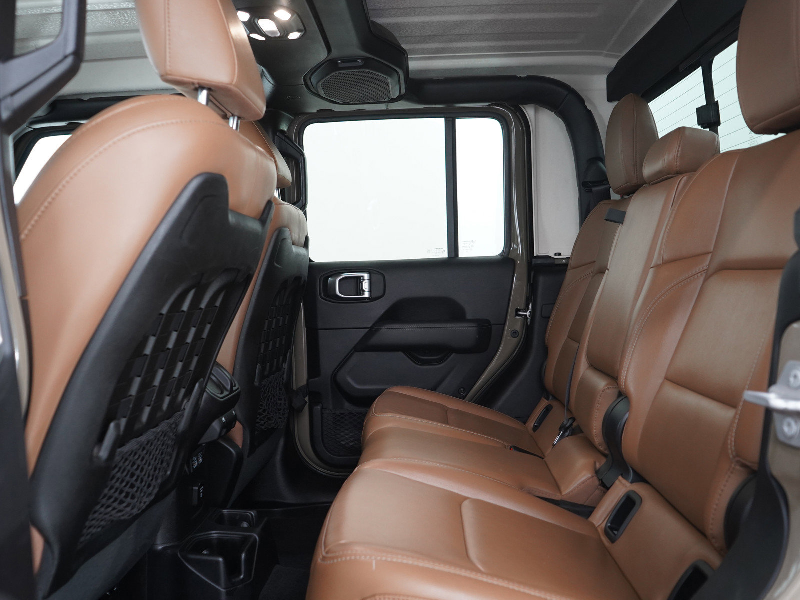 Used 2020 Jeep Gladiator Rubicon AWD/4WD image 19