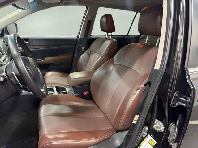 Used 2013 Subaru Outback 3.6R Limited w/ Special Appearance Pkg AWD/4WD image 11