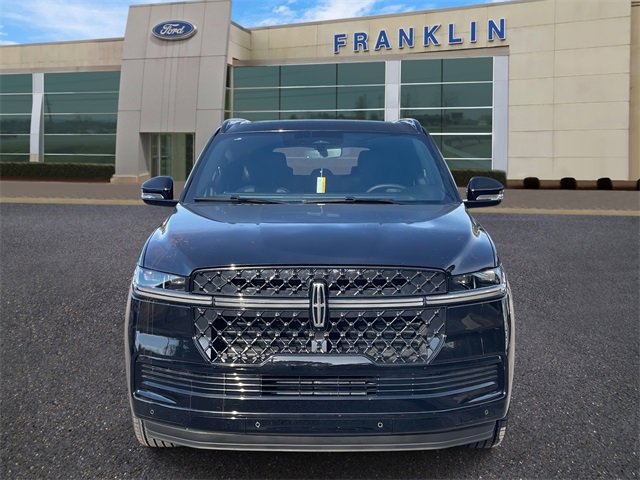 New 2025 Lincoln Navigator L Reserve w/ Jet Appearance Package image 8