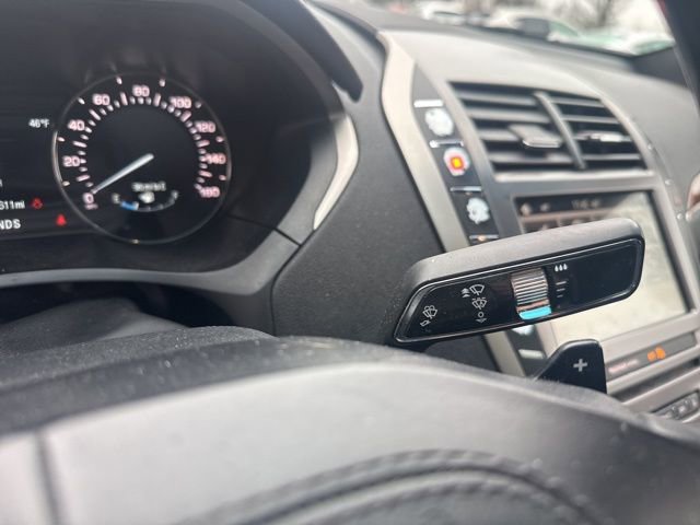 Used 2017 Lincoln MKZ Reserve w/ Climate Package image 18