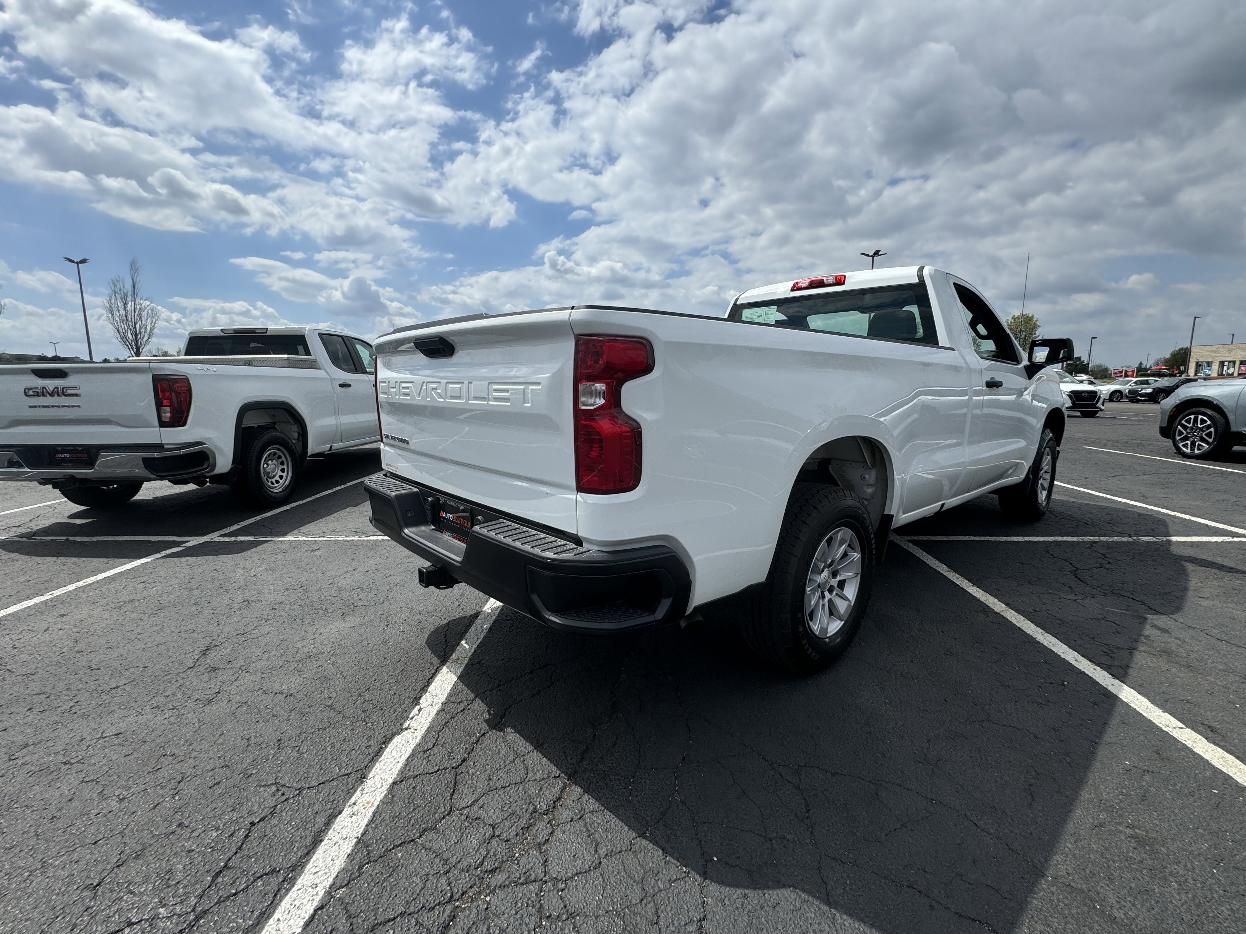 Used 2026 Chevrolet Silverado 1500 W/T image 11