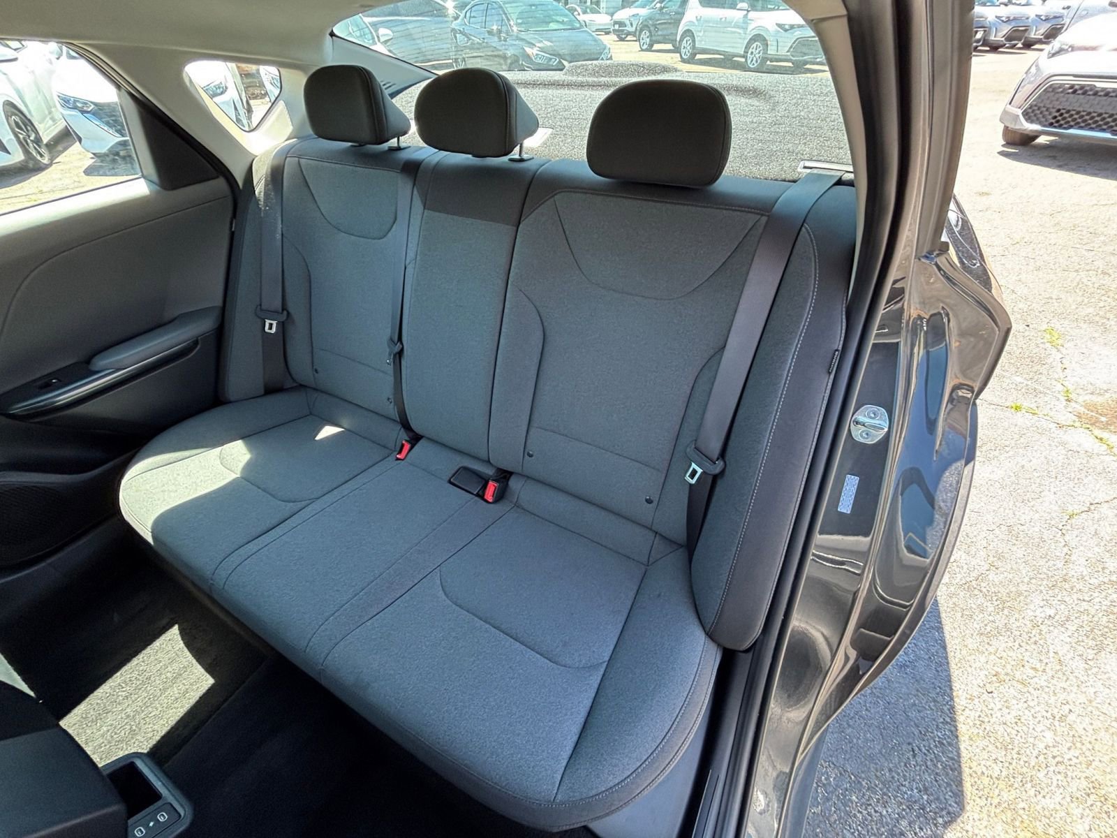 Used 2025 Kia K4 FWD image 36