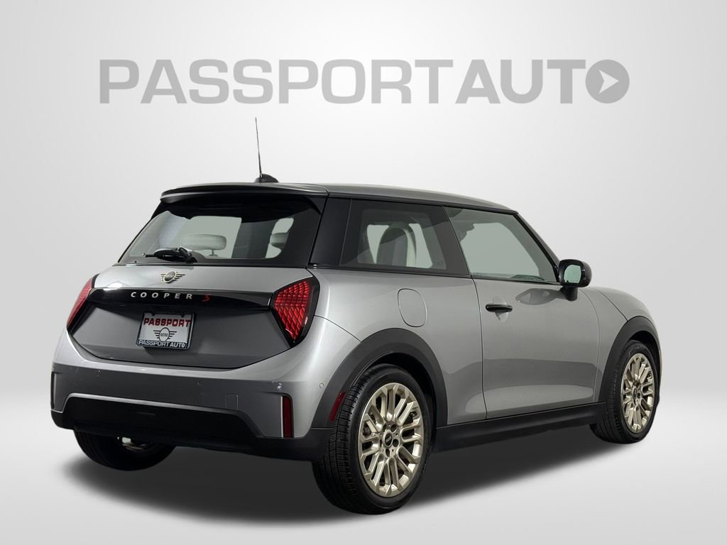 Certified 2025 MINI Cooper S image 10