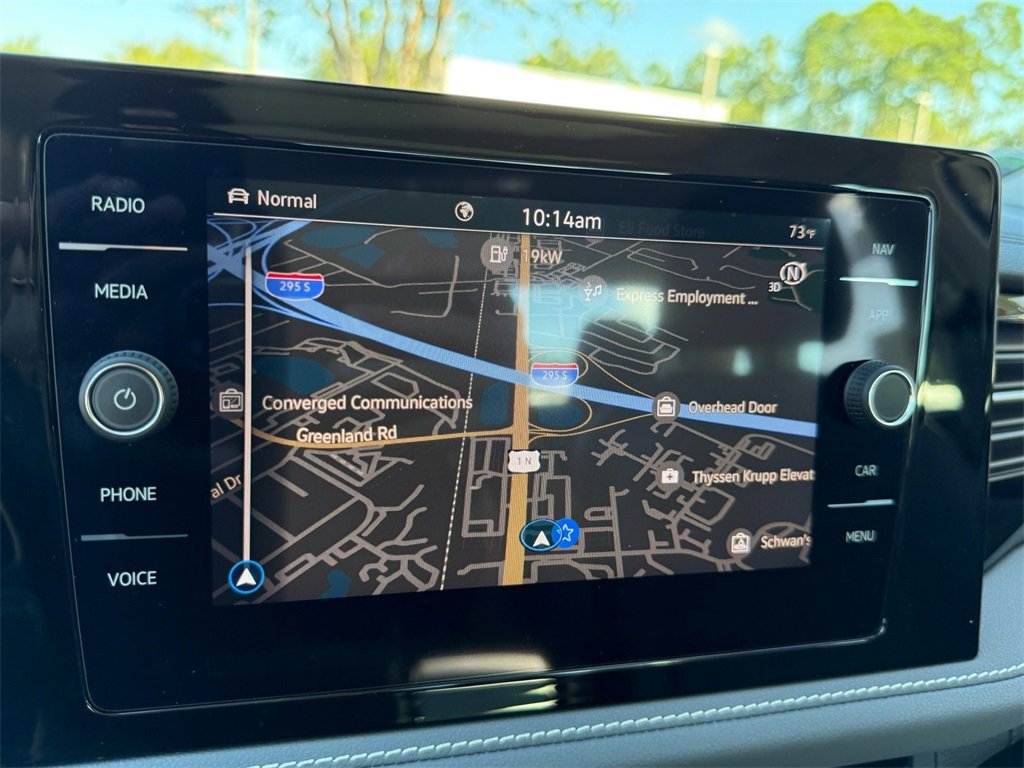 Certified 2025 Volkswagen Jetta SEL image 31