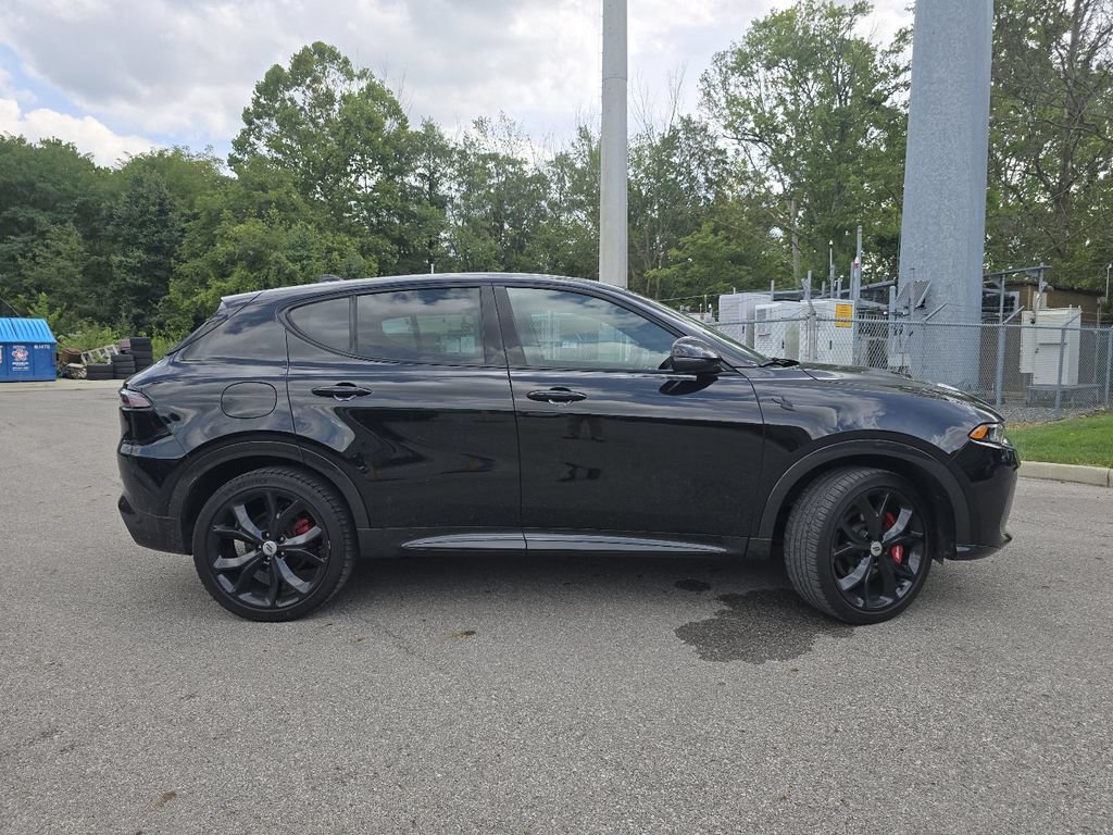 Used 2024 Dodge Hornet R/T Plus AWD/4WD image 16