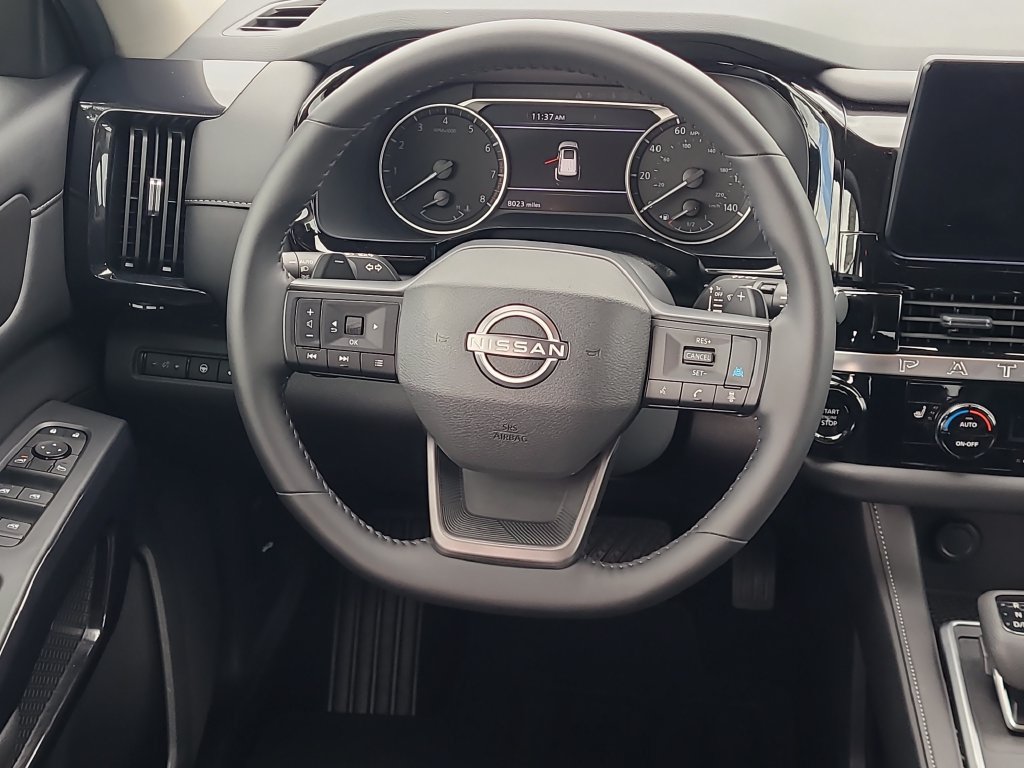 Certified 2026 Nissan Pathfinder SV FWD image 19
