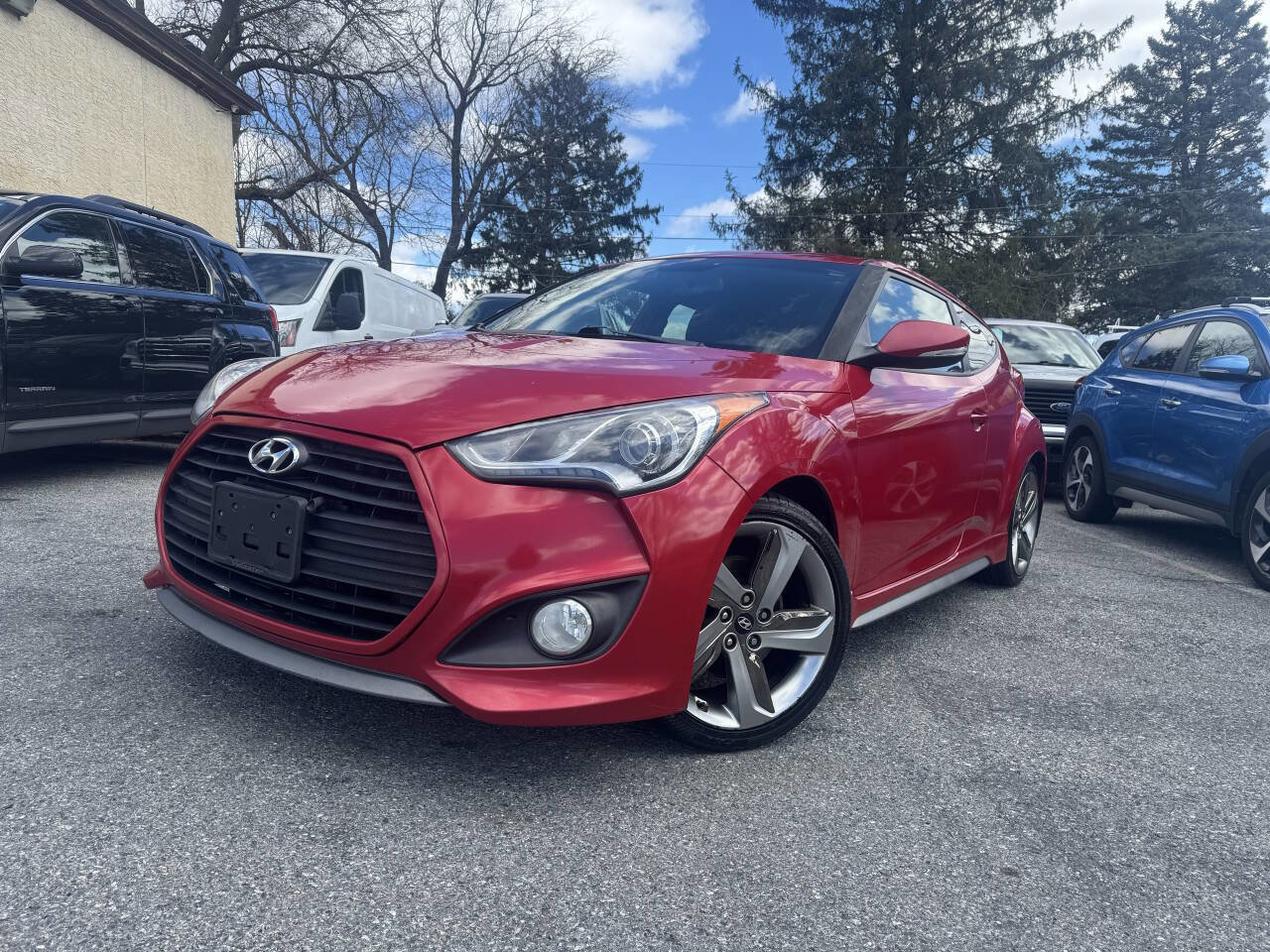 Used 2013 Hyundai Veloster Turbo FWD image 2