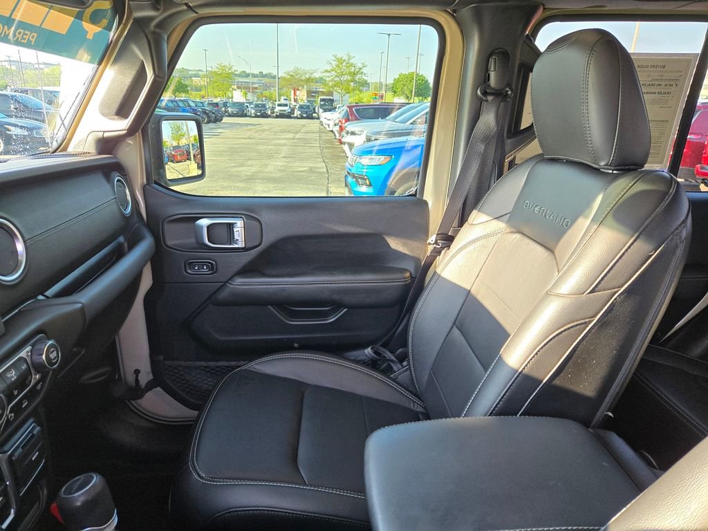 Used 2020 Jeep Gladiator Overland AWD/4WD image 27