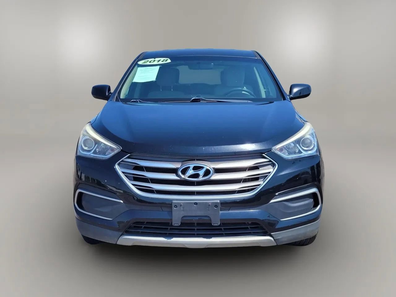 Used 2018 Hyundai Santa Fe Sport FWD image 2