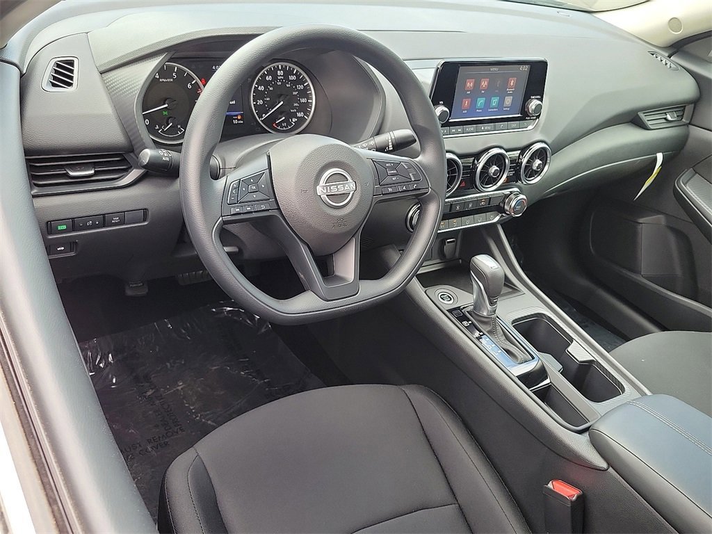 New 2025 Nissan Sentra S image 4