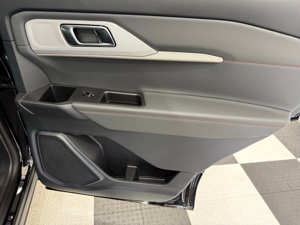 New 2026 Ford Explorer Active AWD/4WD image 29