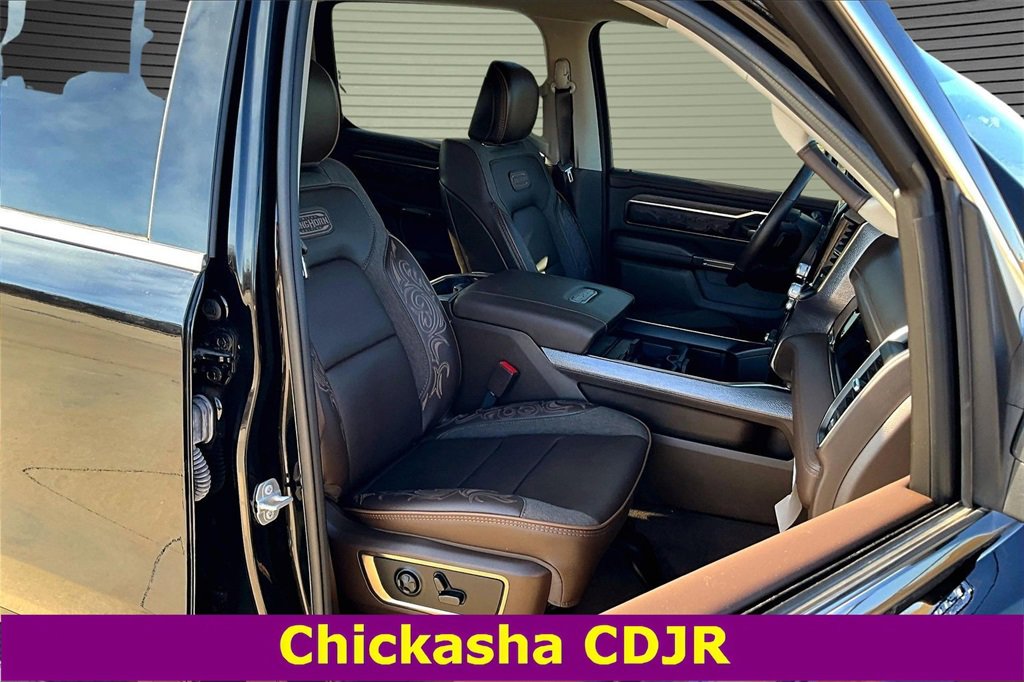 New 2025 RAM 1500 Limited w/ Trailer Tow Group image 11