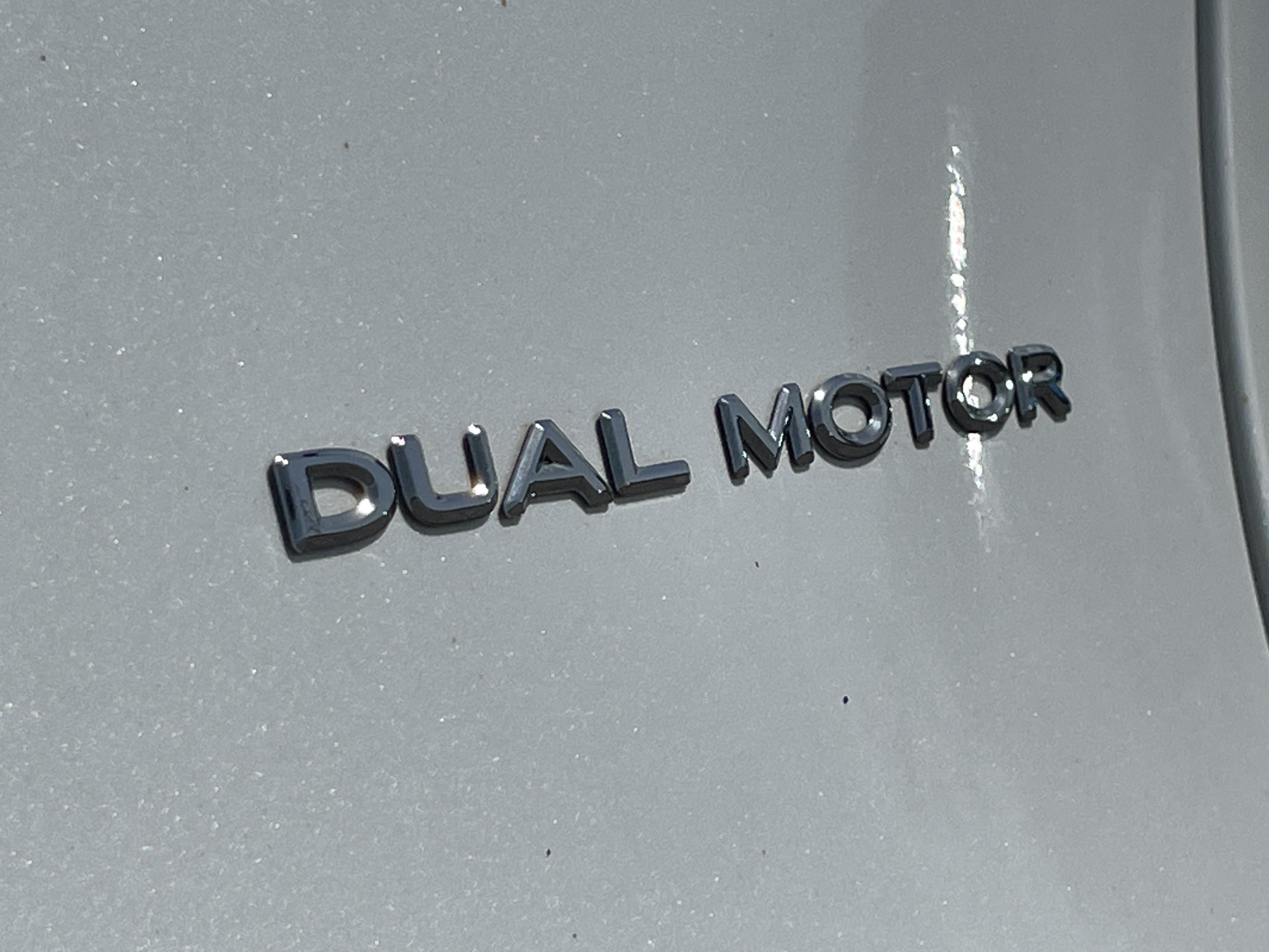Used 2023 Tesla Model Y Long Range AWD/4WD image 9