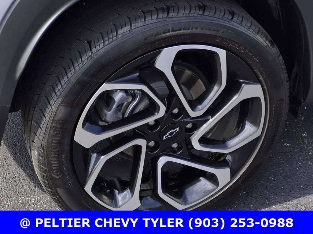 Used 2025 Chevrolet Trax RS w/ Driver Confidence Package FWD image 7