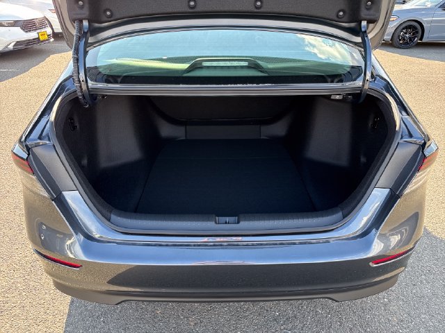 New 2026 Honda Accord LX image 13