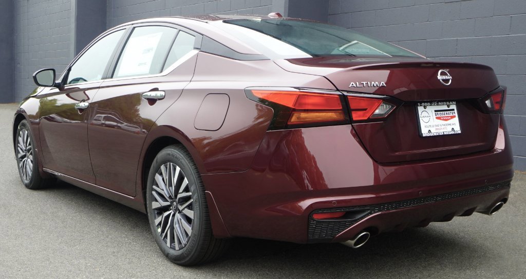 New 2025 Nissan Altima 2.5 SV w/ SV Special Edition Package image 3