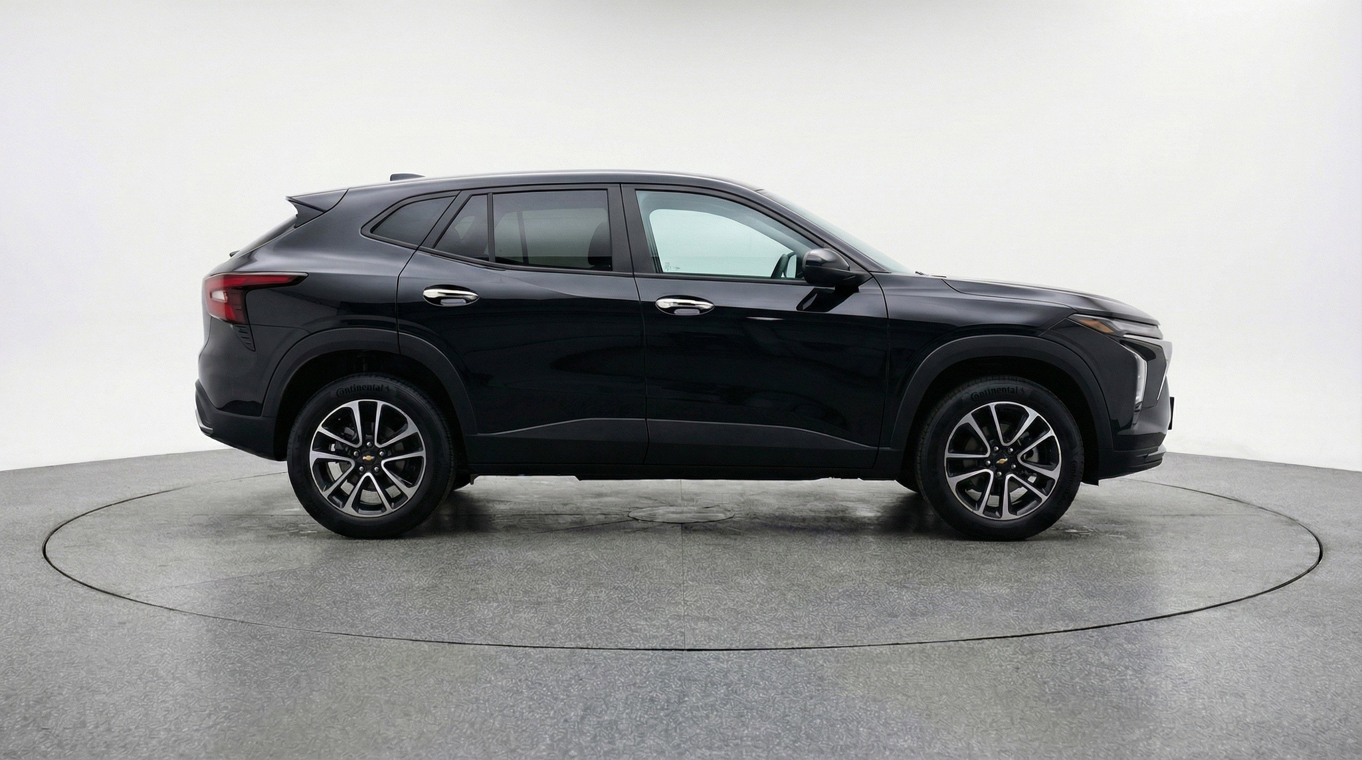 Used 2025 Chevrolet TrailBlazer LT FWD image 11