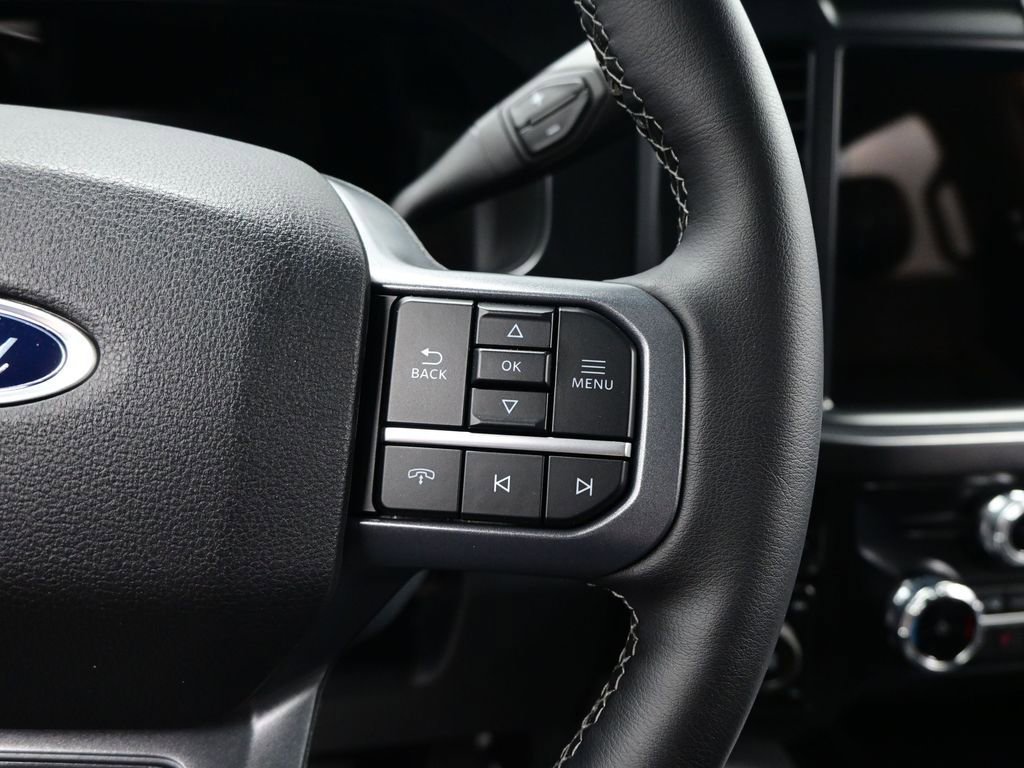 Used 2026 Ford F350 Lariat w/ Black Appearance Package image 13