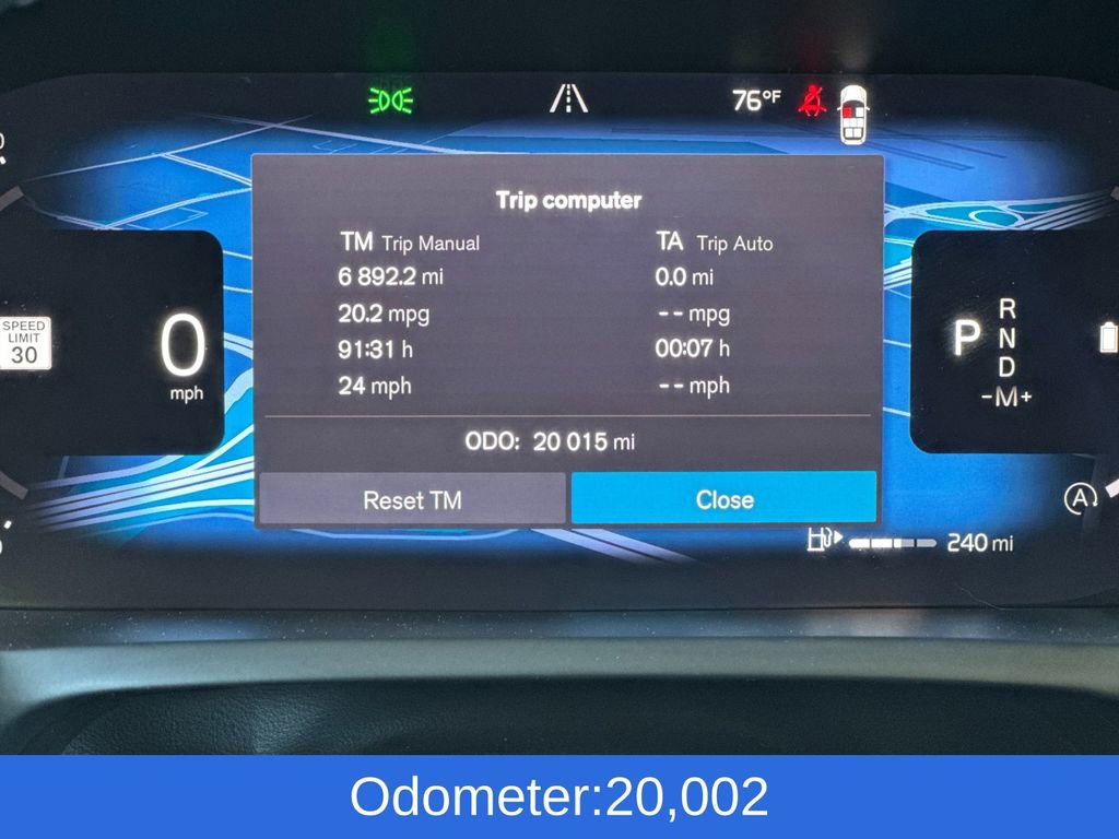 Certified 2024 Volvo XC90 B6 Plus image 28