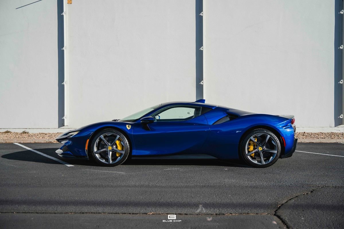 Used 2023 Ferrari SF90 Stradale image 2
