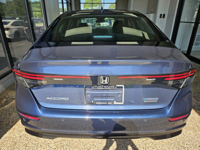 Used 2025 Honda Accord Touring image 3