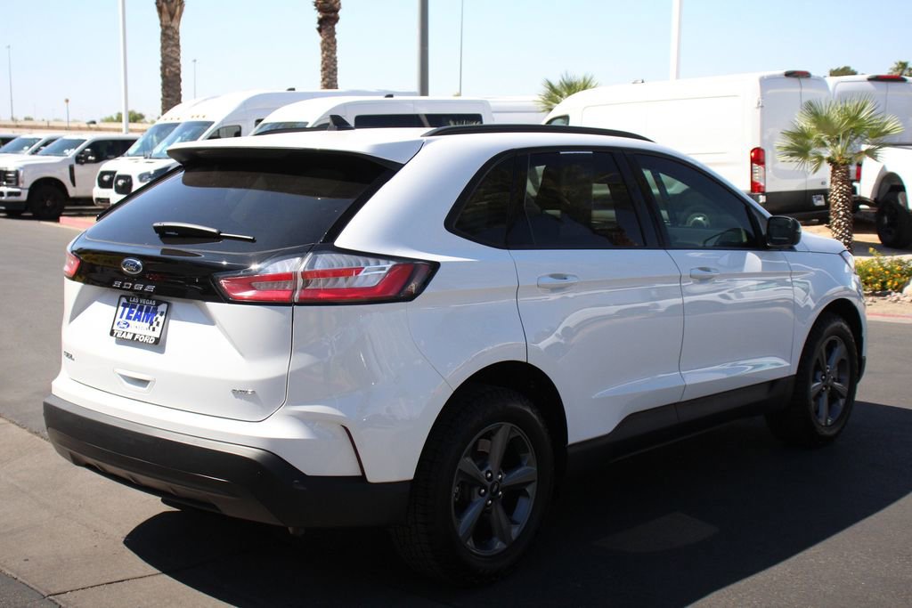 Certified 2024 Ford Edge SEL w/ Sport Appearance Package AWD/4WD image 8