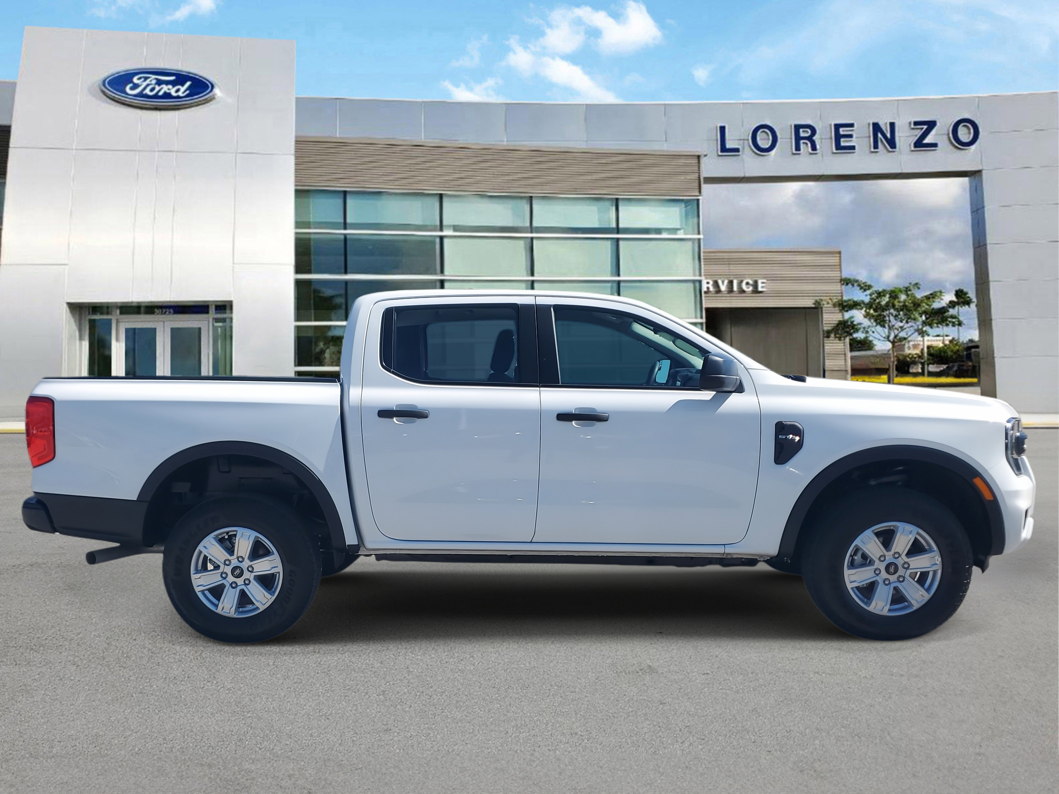 Used 2025 Ford Ranger XL image 4
