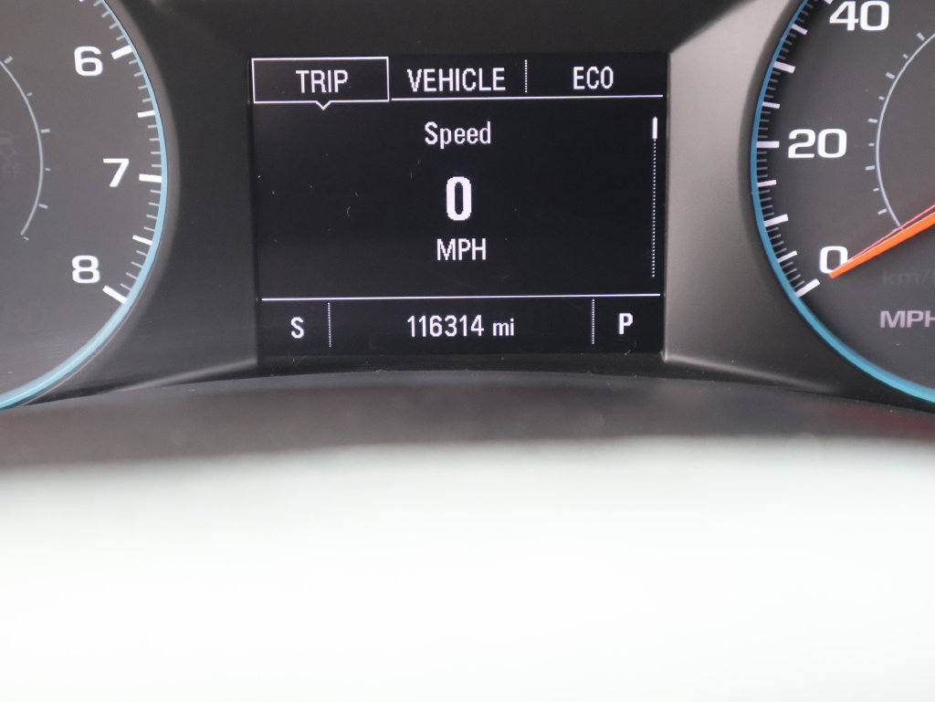 Used 2018 Chevrolet Equinox LT FWD image 29