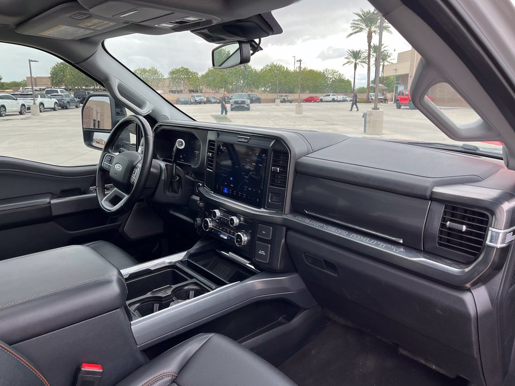 Used 2025 Ford F350 Lariat w/ Black Appearance Package AWD/4WD image 15