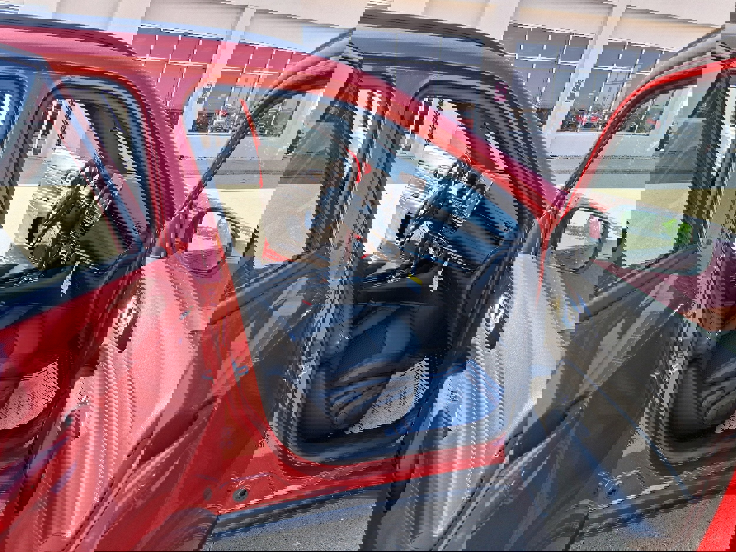 New 2026 Jeep Compass Latitude image 9