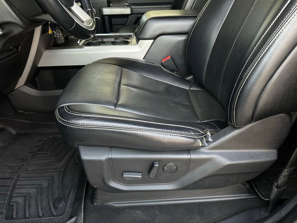 Used 2021 Ford F250 Lariat w/ Chrome Package image 9
