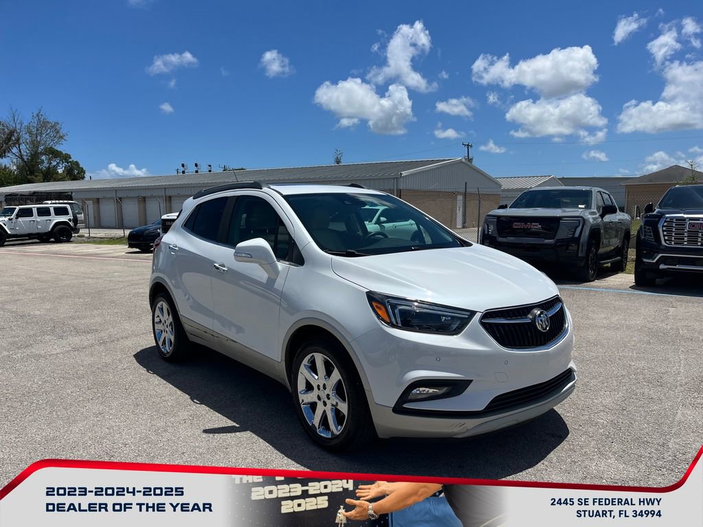 Used 2019 Buick Encore Essence w/ Experience Buick Package FWD video 2