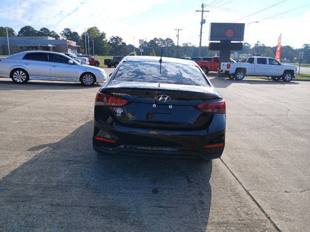 Used 2022 Hyundai Accent SE image 4