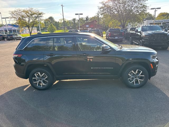 New 2027 Jeep Grand Cherokee Laredo X AWD/4WD image 28