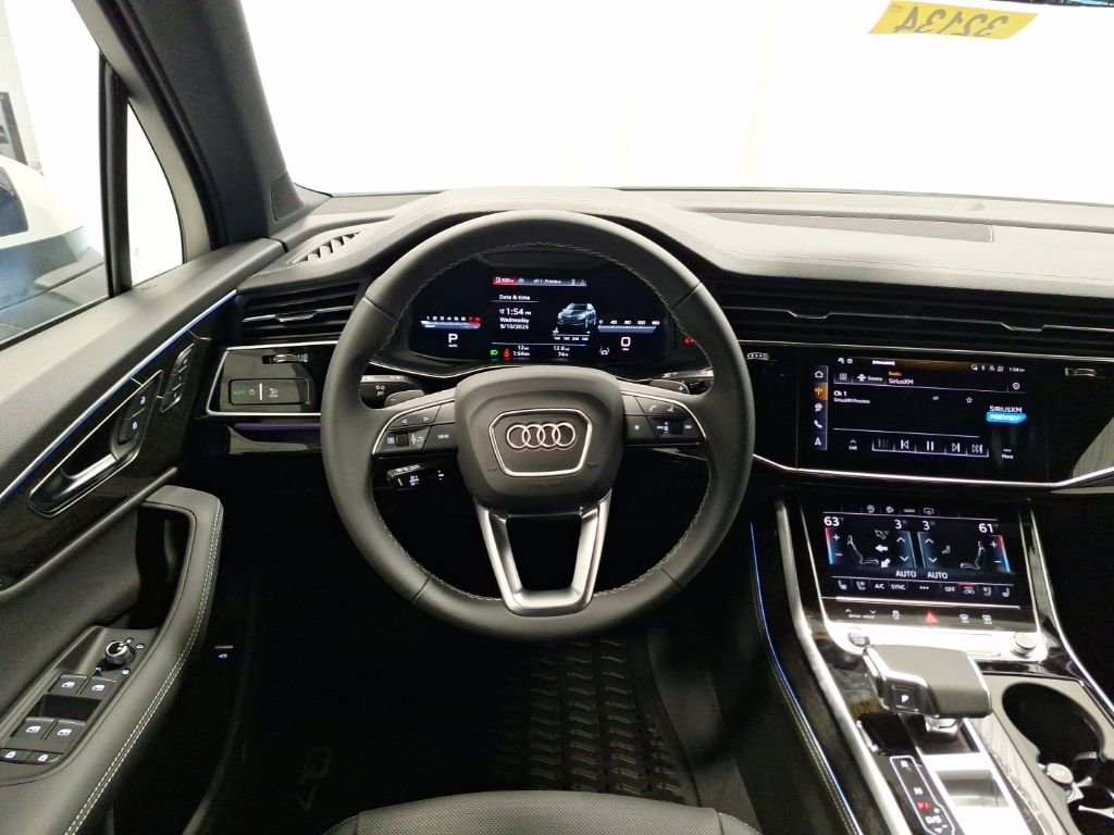New 2025 Audi Q7 3.0T Premium Plus image 3