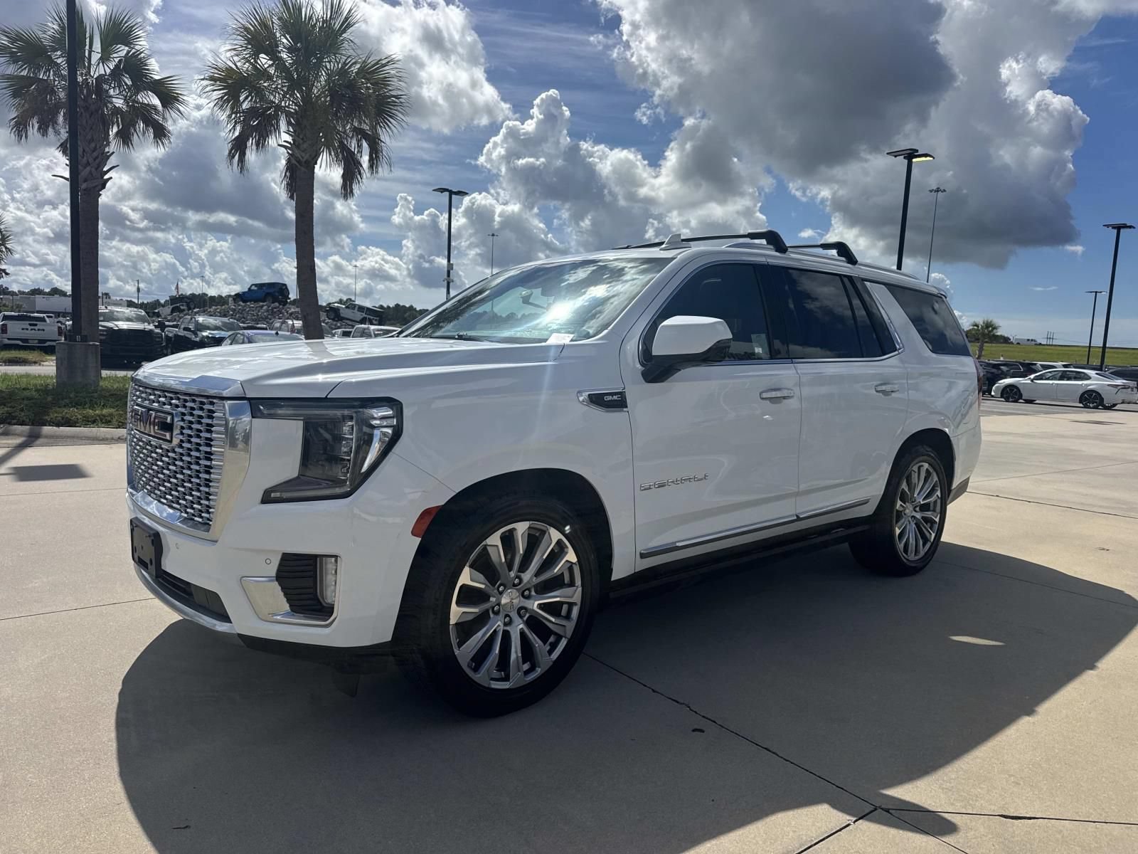 Used 2023 GMC Yukon Denali w/ Max Trailering Package AWD/4WD image 3