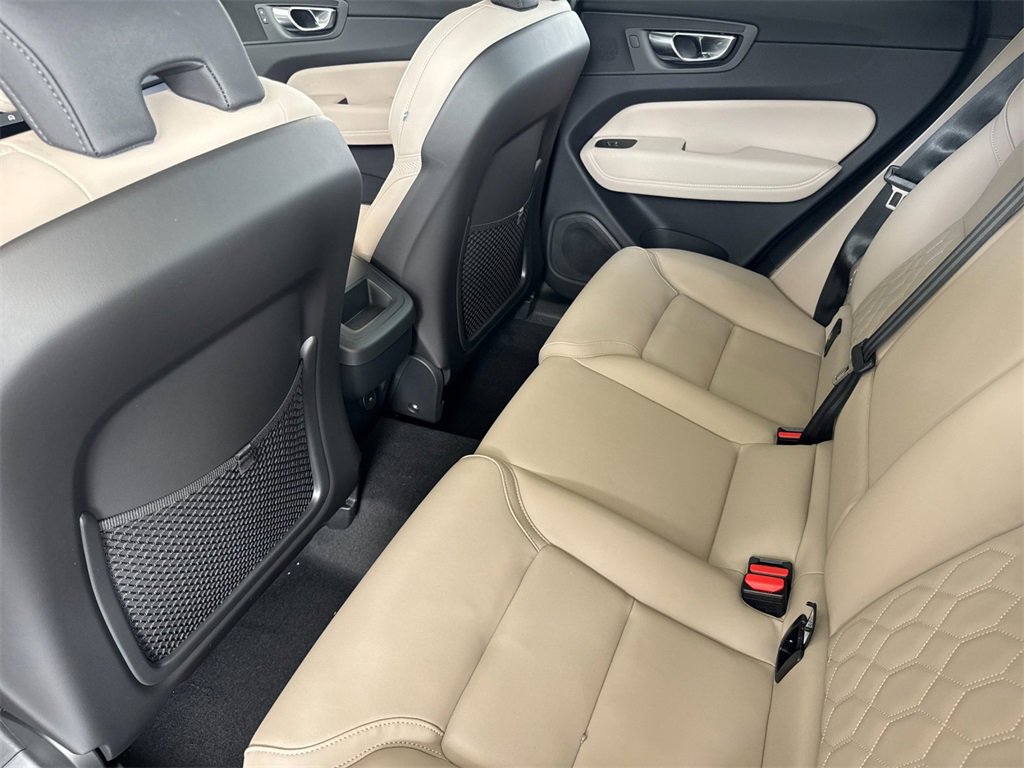 New 2026 Volvo XC60 B5 Plus w/ Protection Package Premier image 11
