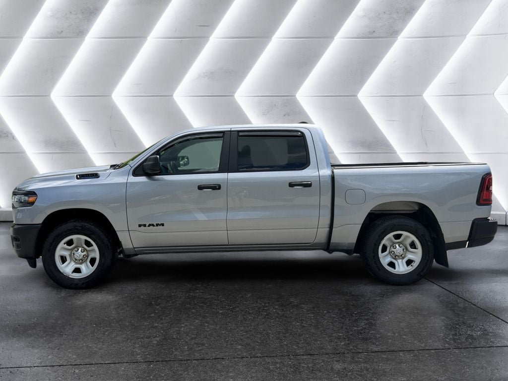 Used 2025 RAM 1500 Tradesman AWD/4WD image 3