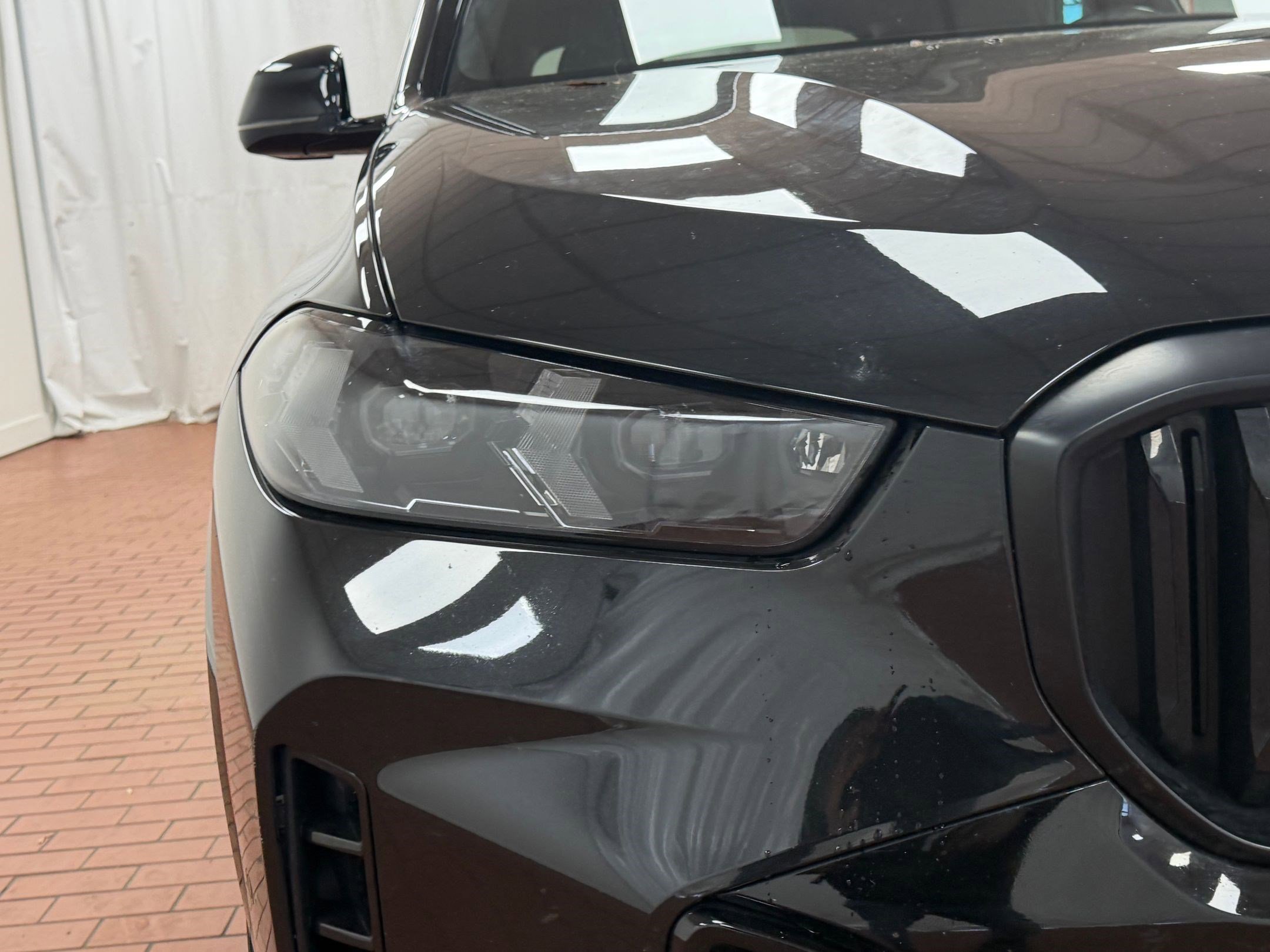 Certified 2024 BMW X5 xDrive40i w/ M Sport Package image 9