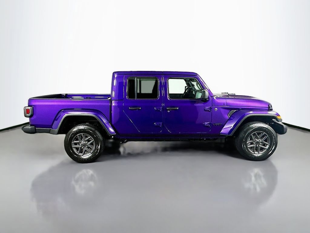 New 2026 Jeep Gladiator Sport AWD/4WD image 8
