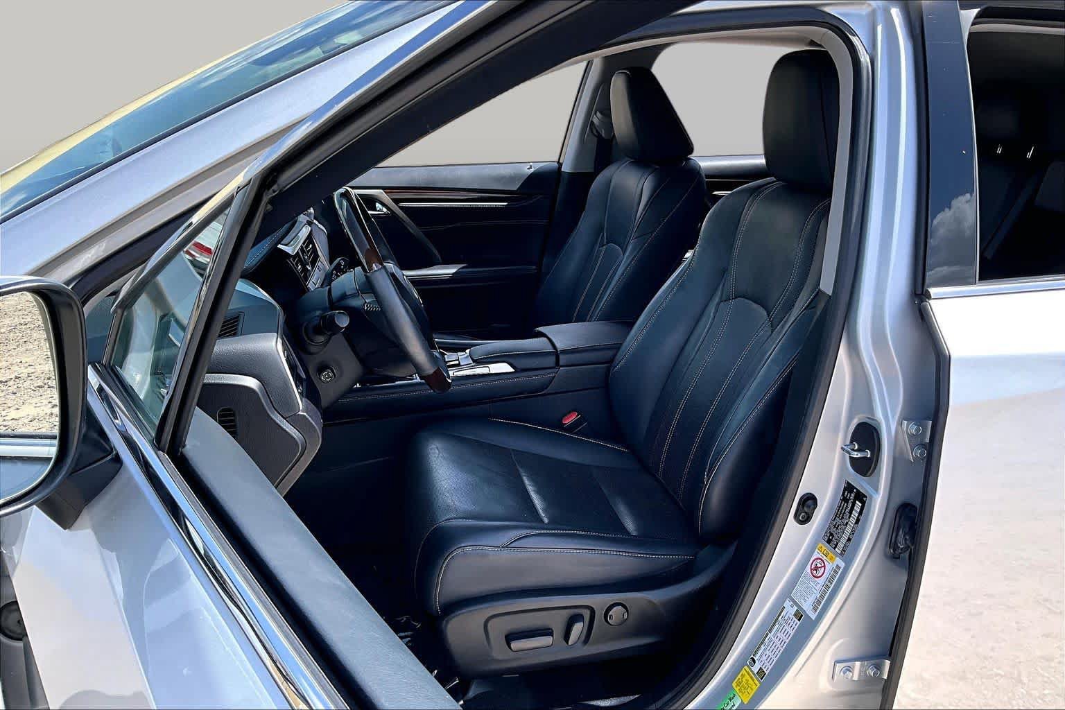 Used 2019 Lexus RX 350 FWD w/ Navigation Package image 7