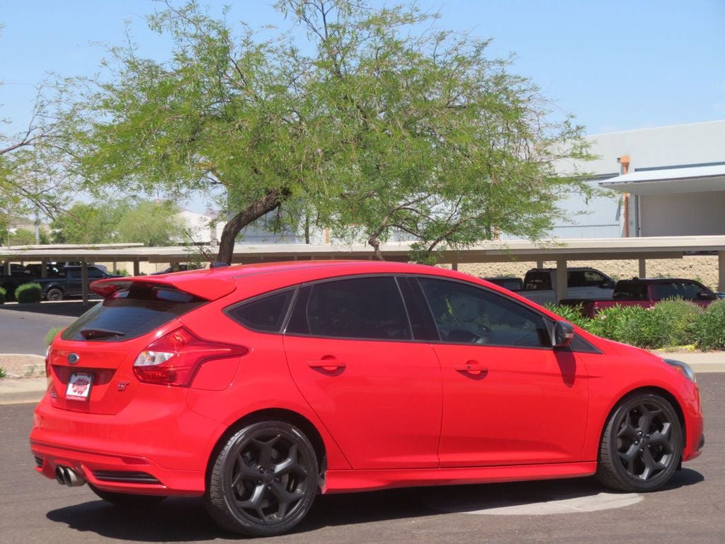 Used 2013 Ford Focus ST FWD image 6