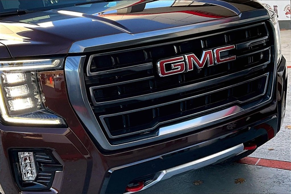 Used 2023 GMC Yukon XL AT4 w/ AT4 Premium Plus Package image 32