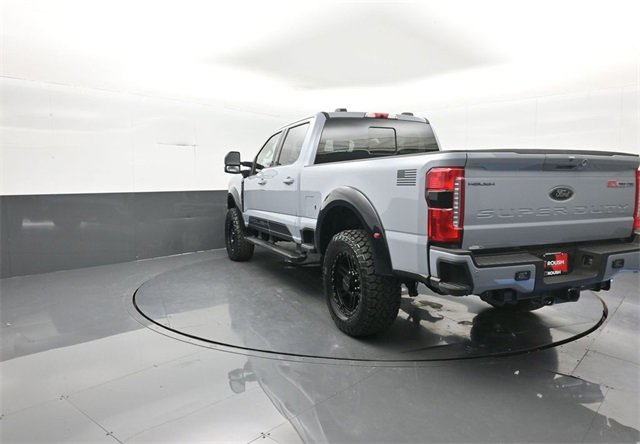 New 2026 Ford F250 Lariat w/ Black Appearance Package image 5