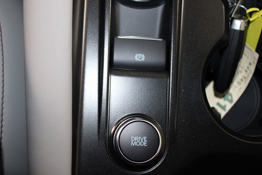 New 2026 Ford Explorer Active RWD image 45